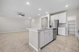 3225 Fig Tree Ln, Texas City, TX 77590 - Photo 15
