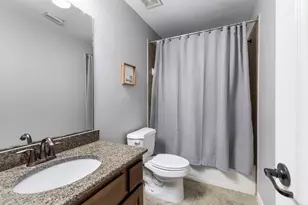 130 S Arrow Canyon Cir, The Woodlands, TX 77389 - Photo 33