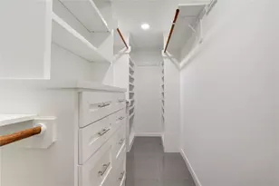 10322 Lynbrook Hollow St, Houston, TX 77042 - Photo 19