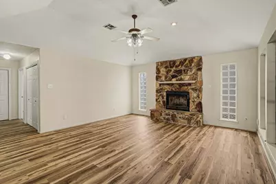 4 S Flamingo Street, La Marque, TX 77568 - Photo 13