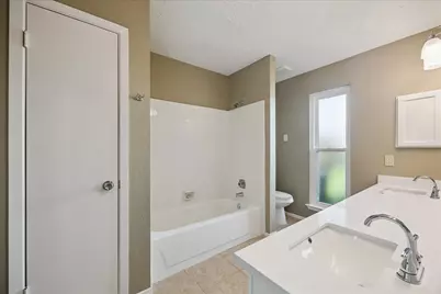 16819 Quail Crest Court, Houston, TX 77489 - Photo 13