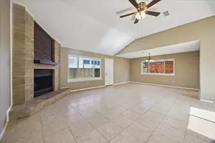 16819 Quail Crest Ct, Houston, TX 77489 - Photo 5