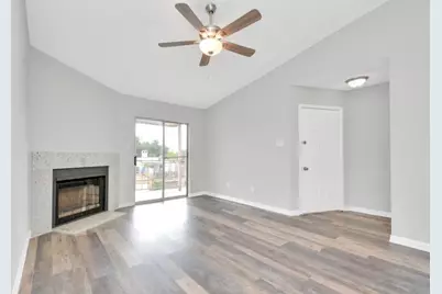10101 S Gessner Road #811, Houston, TX 77071 - Photo 17