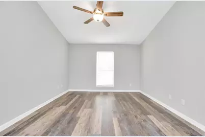 10101 S Gessner Road #811, Houston, TX 77071 - Photo 31