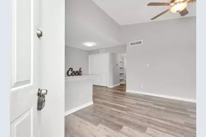 10101 S Gessner Road #811, Houston, TX 77071 - Photo 3