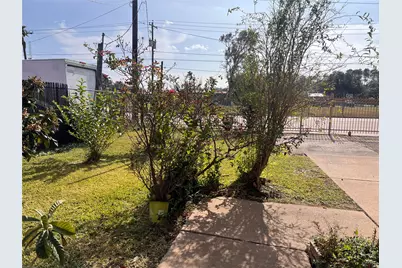 1305 Vista Road, Pasadena, TX 77504 - Photo 13