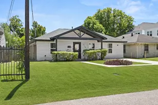 418 Neyland St, Houston, TX 77022 - Photo 3