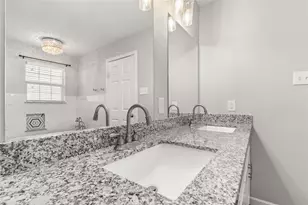 418 Neyland St, Houston, TX 77022 - Photo 17