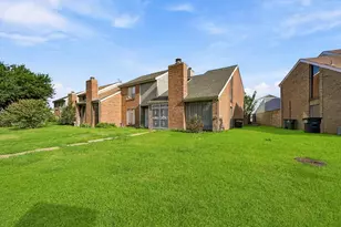 10918 Village Bend Ln, Houston, TX 77072 - Photo 47