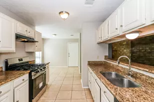 15306 Evergreen Pl Dr, Houston, TX 77083 - Photo 7