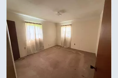 603 E North Main Street, Flatonia, TX 78941 - Photo 5