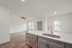 1101 Johnson St, Baytown, TX 77520 - Photo 17