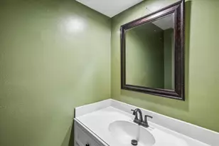 16607 Sunlight Way, Houston, TX 77058 - Photo 19
