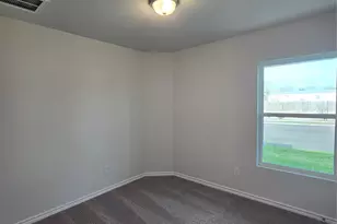 1204 Daniel St, Baytown, TX 77520 - Photo 9