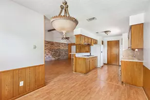 1708 17th Ave N, Texas City, TX 77590 - Photo 19