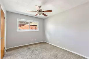 1708 17th Ave N, Texas City, TX 77590 - Photo 9