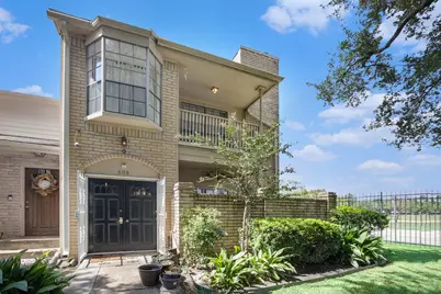 800 Country Place Drive #608, Houston, TX 77079 - Photo 3