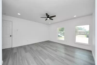6314 Silver Chalice Drive, Houston, TX 77088 - Photo 29