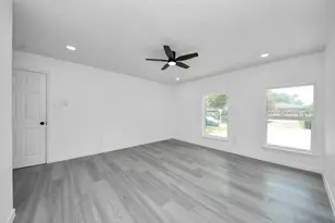 6314 Silver Chalice Dr, Houston, TX 77088 - Photo 29