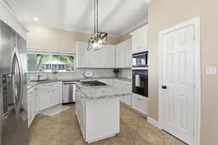 36218 Post Oak Cir, Magnolia, TX 77355 - Photo 15