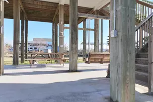 911 S Tinkle Ln, Crystal Beach, TX 77650 - Photo 27