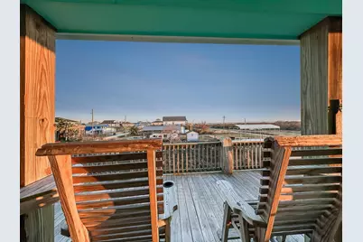911 S Tinkle Lane, Crystal Beach, TX 77650 - Photo 5