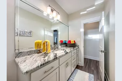 911 S Tinkle Lane, Crystal Beach, TX 77650 - Photo 15