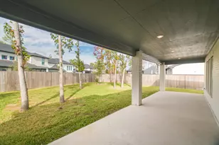 11 Mariposa Woods Dr, Tomball, TX 77375 - Photo 47