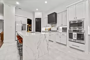 1326 Elkins Hollow Ln, League City, TX 77573 - Photo 17