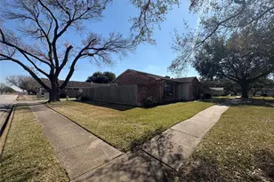 12859 Clarewood Dr, Houston, TX 77072 - Photo 5