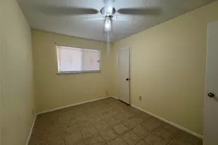 12859 Clarewood Dr, Houston, TX 77072 - Photo 21
