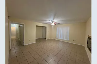 12859 Clarewood Drive, Houston, TX 77072 - Photo 11