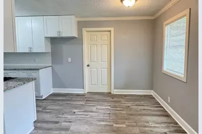 1819 Lincoln Drive, Orange, TX 77630 - Photo 9