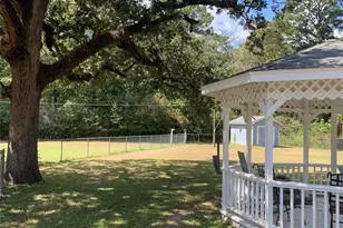 192 Moon Beam Dr, Trinity, TX 75862 - Photo 15