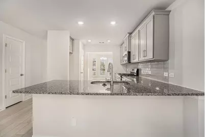 13709 Sabine Lake Drive, Texas City, TX 77568 - Photo 5