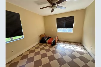 7022 Merriwood Lane, Houston, TX 77076 - Photo 9