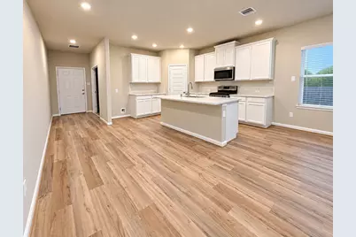 10012 Deussen Lane, Texas City, TX 77591 - Photo 9