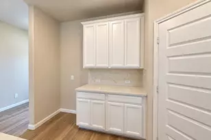 10012 Deussen Ln, Texas City, TX 77591 - Photo 17