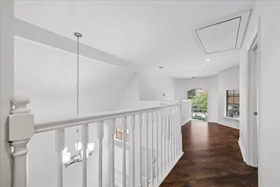 56 Bayou Pointe Drive, Houston, TX 77063 - Photo 21