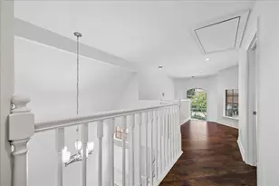 56 Bayou Pointe Dr, Houston, TX 77063 - Photo 21