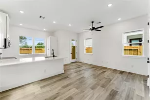 8506 Wileyvale Rd, Houston, TX 77016 - Photo 7