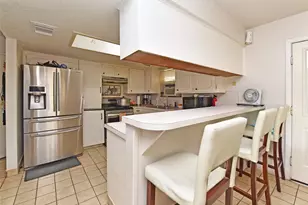 10119 Hannon Dr, Houston, TX 77040 - Photo 7