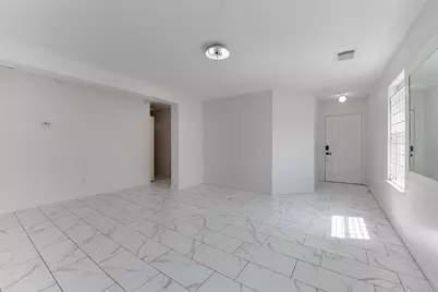 8510 Village Hollow Lane, Houston, TX 77072 - Photo 9