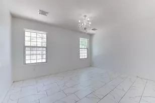 8510 Village Hollow Ln, Houston, TX 77072 - Photo 17