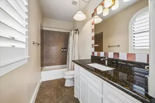 5803 Kiam St, Houston, TX 77007 - Photo 25