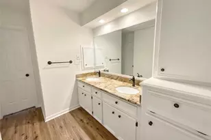 1810 7 Maples Dr, Houston, TX 77345 - Photo 37