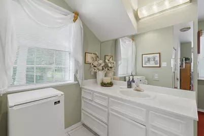 249 Lakeshore Drive, Cleveland, TX 77327 - Photo 29
