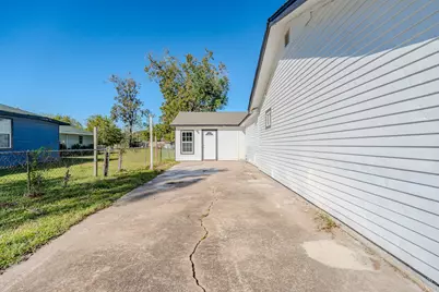 5107 Sycamore Avenue, Pasadena, TX 77503 - Photo 31