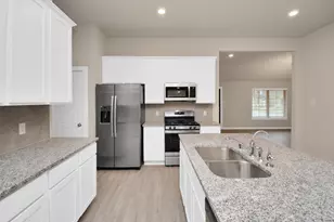 2734 San Bernard Dr, Fresno, TX 77545 - Photo 11