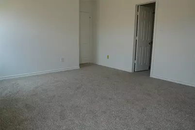 507 Oak Chase Avenue, Dayton, TX 77535 - Photo 13